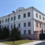 В Чебоксарах на Красной площади обновят кровлю исторического дома